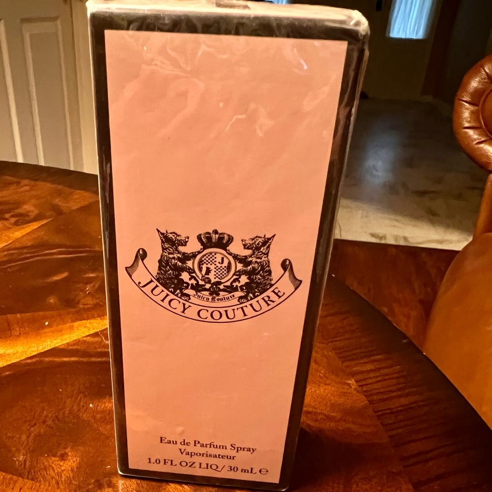 NEVER OPENED STILL IN PLASTIC WRAP. JUICY COUTURE 1.0 oz!!!💞💞💞